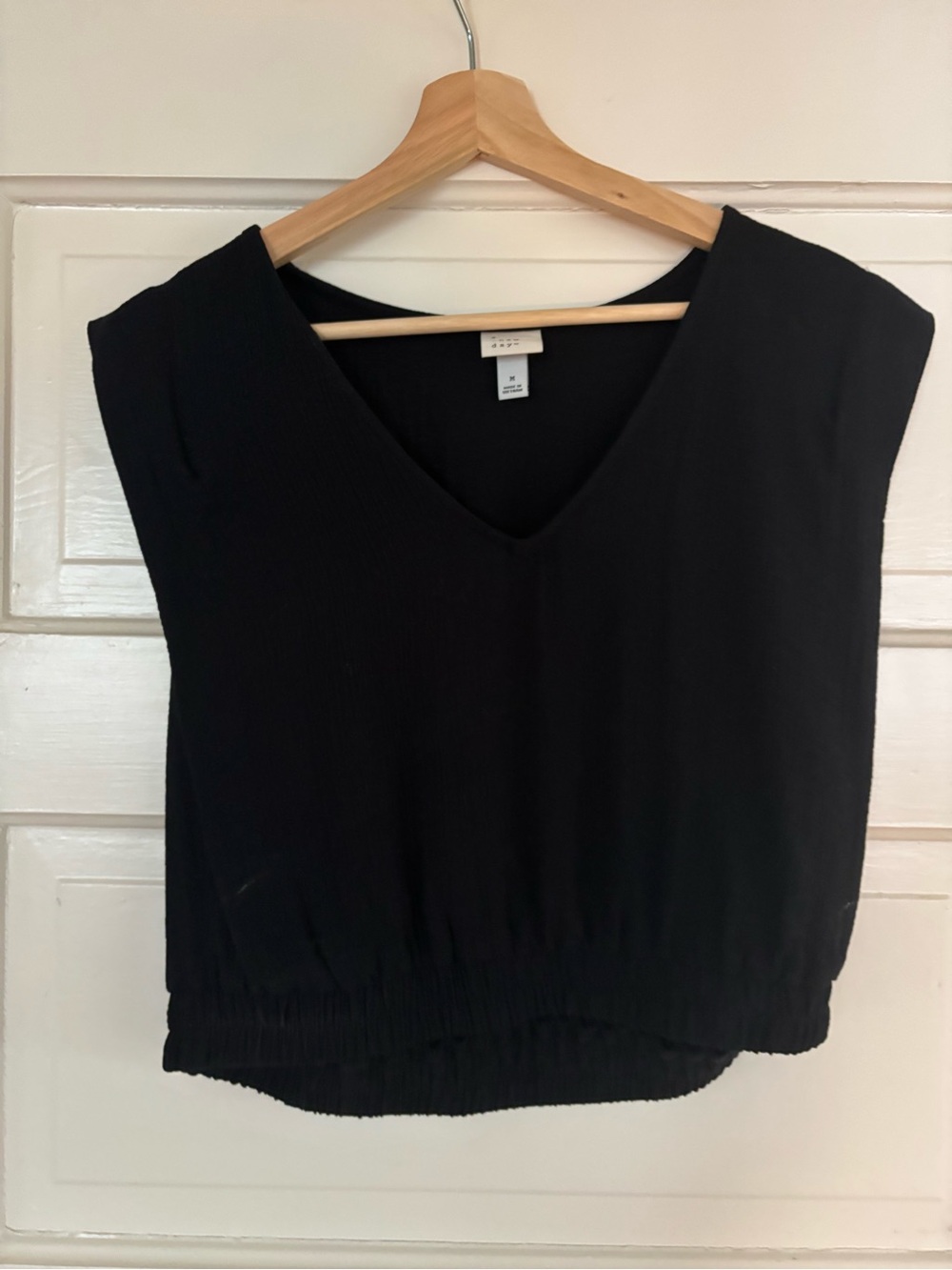 a new day Black Sleeveless Elastic-Hem Tank Top